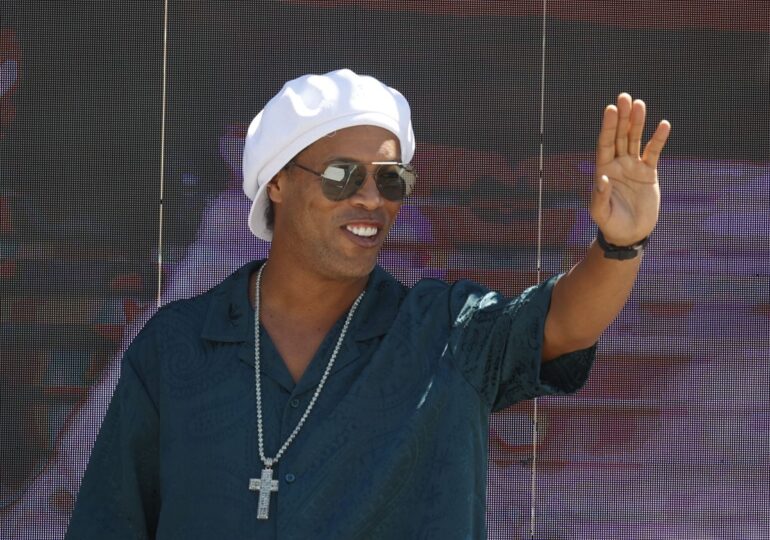 Ronaldinho le transmite un mesaj românilor după vizita în țara noastră