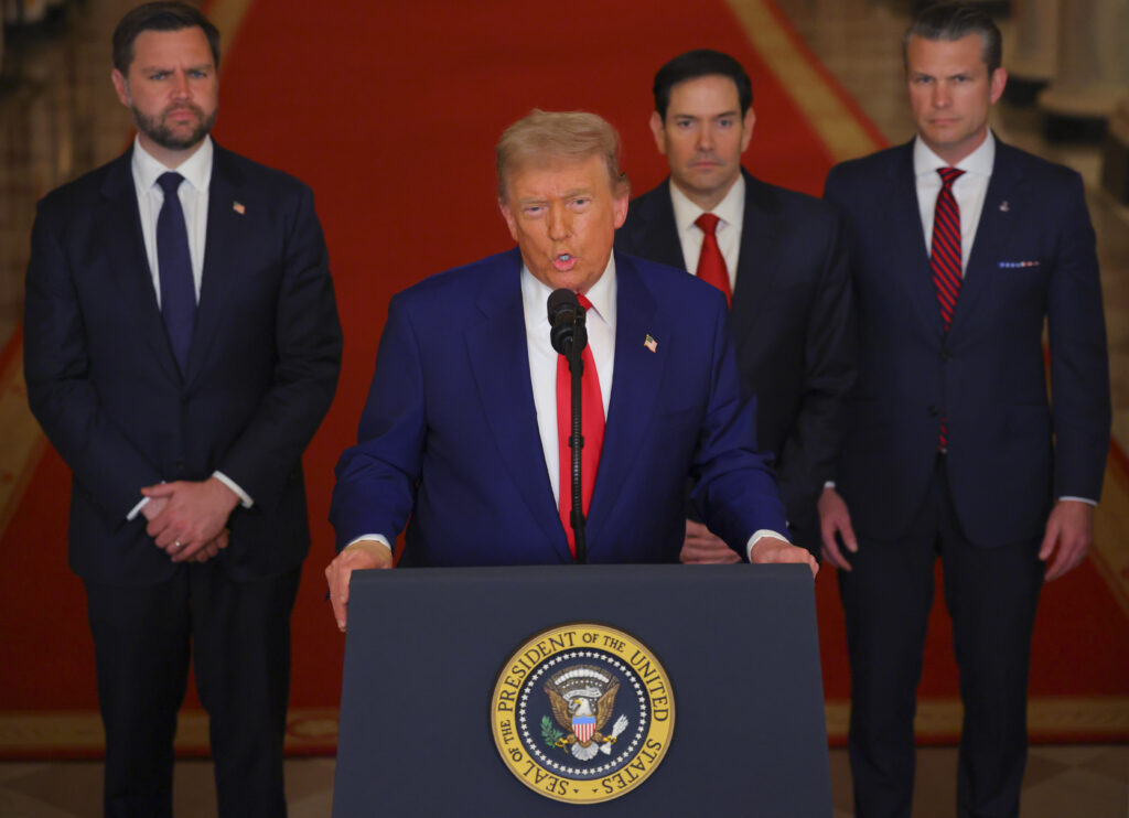 Trump spune că SUA nu vor mai ataca Iranul înainte de alegeri. Axios: Pentagonul pregătea reluarea operațiunilor