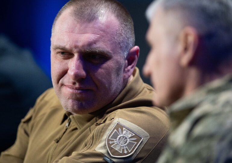 Cine este omul care a întins „Pânza de păianjen”: E un buldog