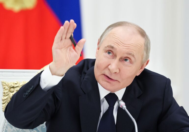 Putin se jură că e inofensiv: „Rusia nu reprezintă nicio amenințare pentru NATO”