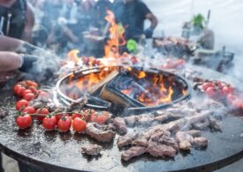 GrillFest devine un festin românesc cu Auchan. Răzvan Exarhu și Charlie Ottley, invitați speciali pe scena principală în prima zi