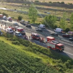 Doi copii în stare gravă după ce un autocar s-a răsturnat pe A2. Un băiat de 9 ani, resuscitat cu greu, e la Terapie Intensivă