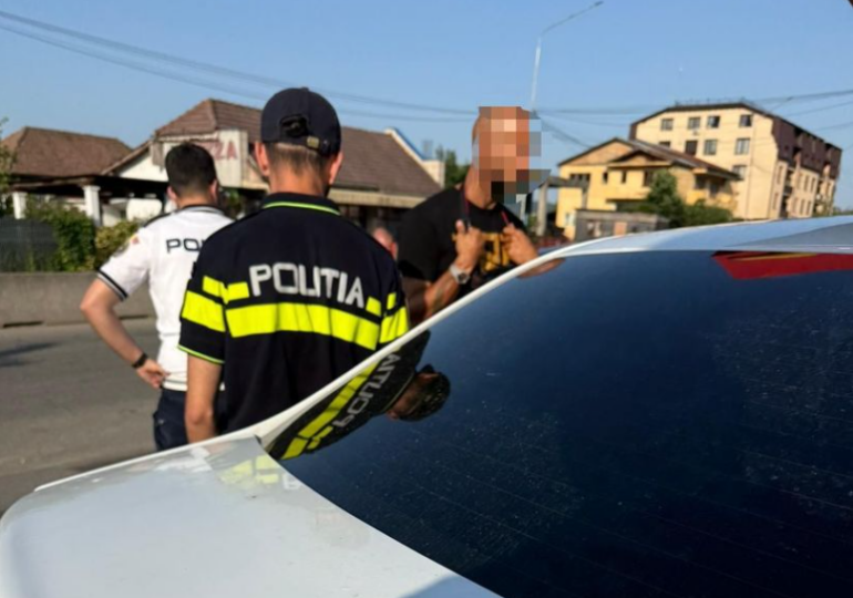 Andrew Tate, lăsat fără permis după ce a condus cu aproape 200 km/h în localitate