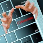 Cinci din șase atacuri cibernetice majore exploatează aplicații legitime deja instalate