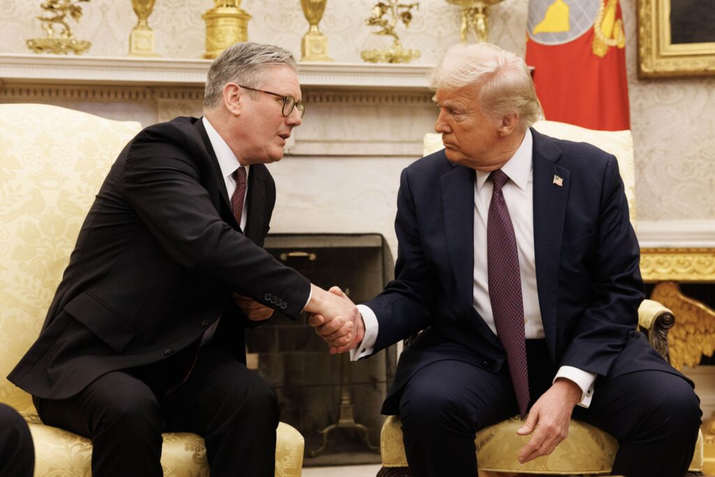 Marea Britanie nu le permite americanilor să-i folosească bazele pentru un posibil atac asupra Iranului