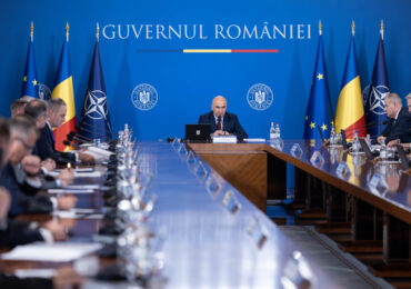 Noua lege a salarizării: Cât vor câștiga președintele, premierul, miniștrii și parlamentarii