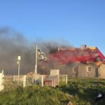 Cabana și statia meteorologică de pe Vârful Vlădeasa au fost cuprinse de un incendiu (Video)