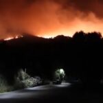 Un paradis din Grecia e distrus de flăcări. Mii de oameni sunt în pericol, din cauza incendiilor (Video)