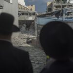 Val fără precedent de arestări. Iranul vede spioni peste tot: de la pălării și ochelari de soare, la colete și perdele trase