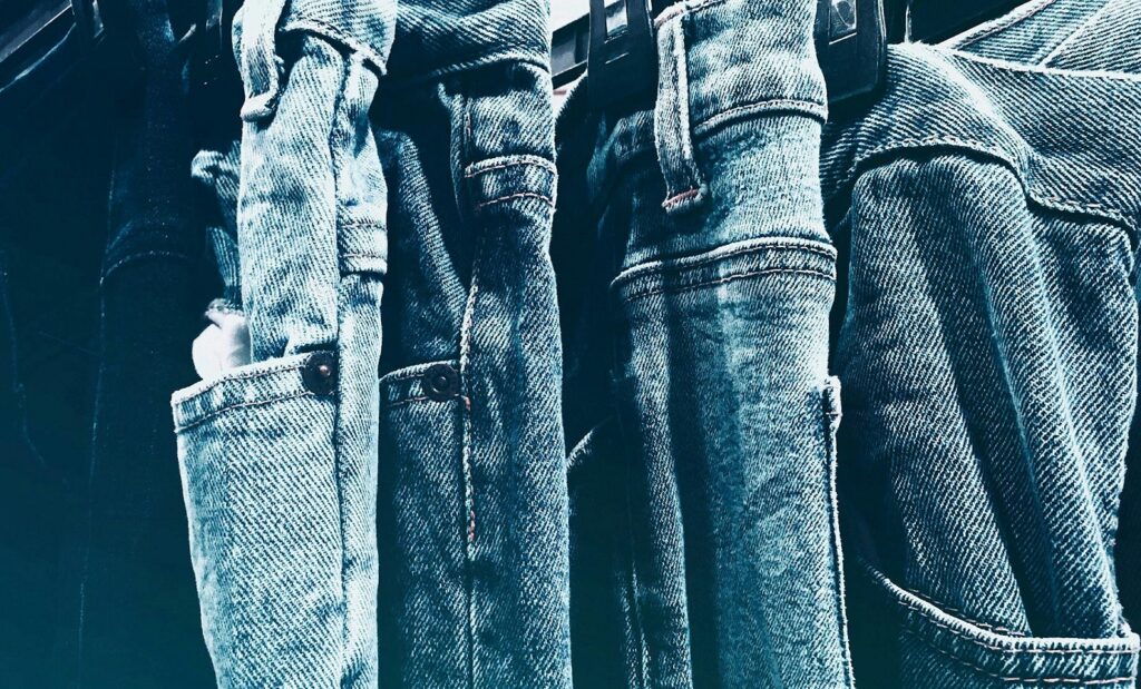 Trump vrea ca America să înceapă să producă din nou lucruri pe care le importă. Dar au SUA ceea ce le trebuie?