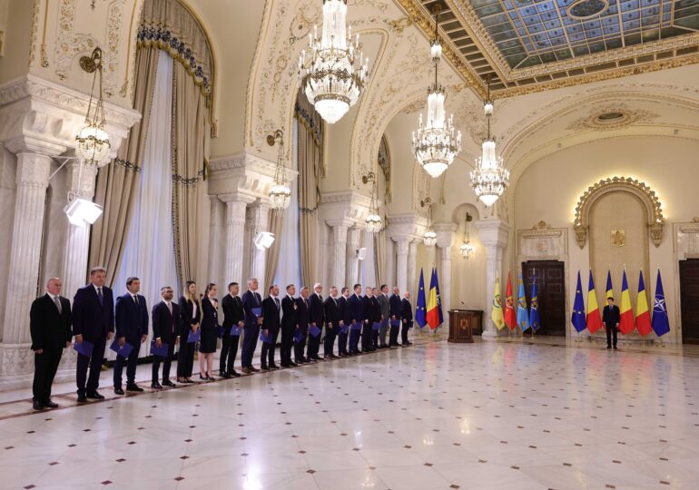 The Bolojan government has taken the oath. Nicușor Dan: We are starting a new chapter today. It will be a long journey, I am optimistic (Video)