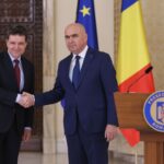 Reacții la desemnarea lui Bolojan în funcția de premier. USR: Semnal clar că România poate fi guvernată cu seriozitate și cu bun-simț. Niciun cuvânt de la PSD