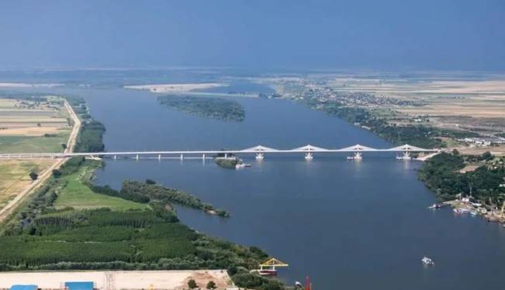 Ucraina construiește un nou pod care scurtează drumul spre România cu 80 de kilometri