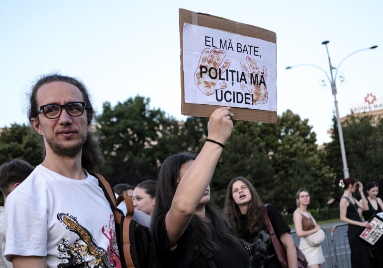 Crima de la Lipănești: sunt polițiștii complici?