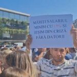 Revolta angajaților din Guvern: „Plătim noi pentru aroganțele corupției?” Funcționarii cer retragerea ordonanței care taie sporuri
