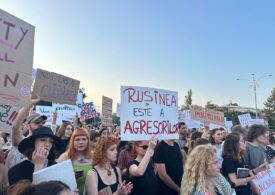 Protest cu sute de oameni în fața Guvernului. S-au cerut măsuri ferme pentru stoparea violenței împotriva femeilor
