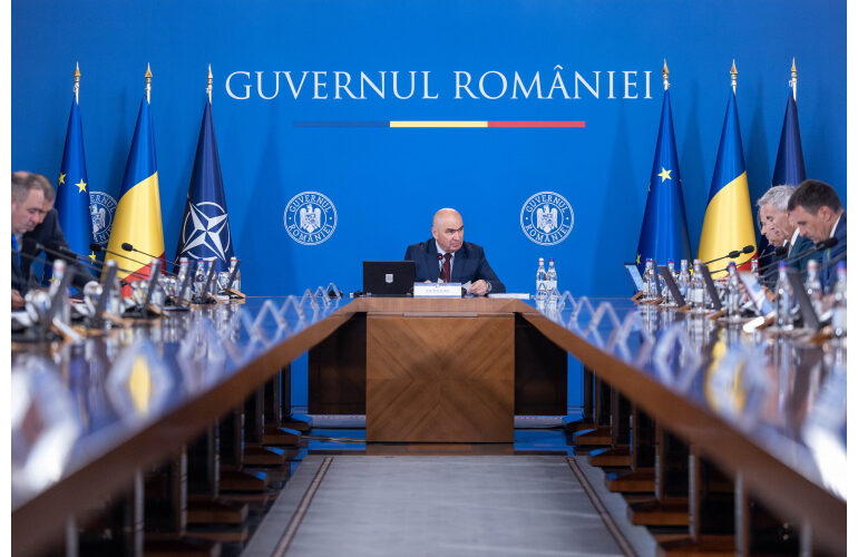 Adoptarea măsurilor de austeritate a început cu o amânare. Bolojan: Inventariem „sinecurile”, șase luni se pun pe pauză licitațiile. Ce va urma (Video)