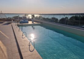 De ce să optezi pentru o vilă cu piscină în Eforie