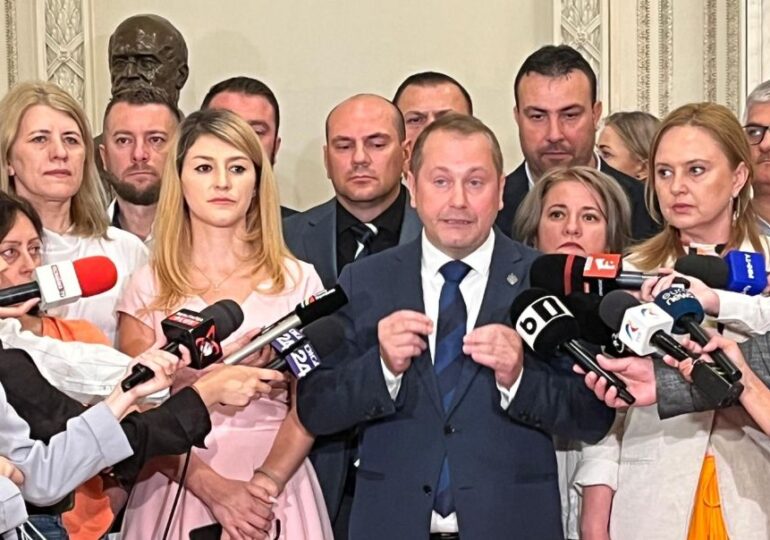 30 de suveraniști din Parlament au format Alianța Întâi România - ce vor și în ce condiții ar susține viitorul guvern (Video)