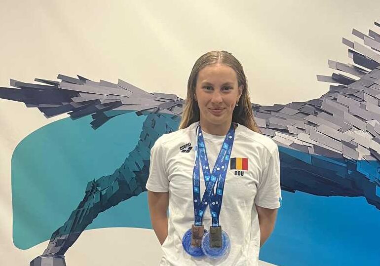 Daria Silișteanu a cucerit medalia de aur în proba de 100 m spate la CE de înot pentru juniori