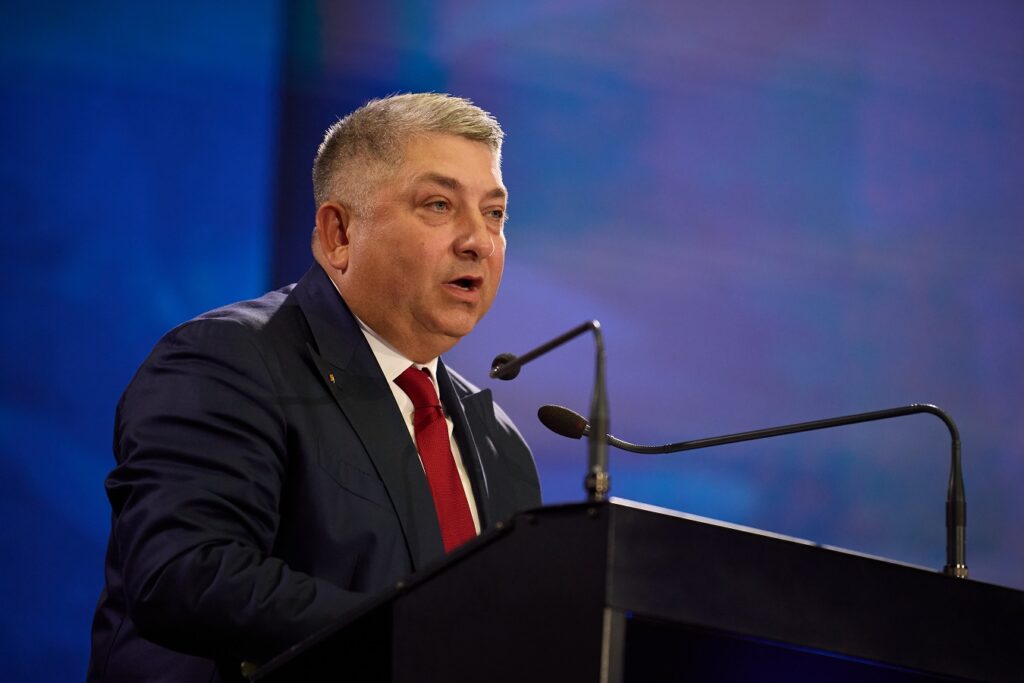 Scandal în PNL, după Congres: Șeful CJ Cluj acuză „cooperativa trădătorilor” și îndeamnă la revoltă. Cine sunt „trădătorii”