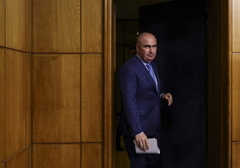 Societățile de stat cu pierderi istorice ar putea fi închise, companiile protejate până acum de Fisc - executate
