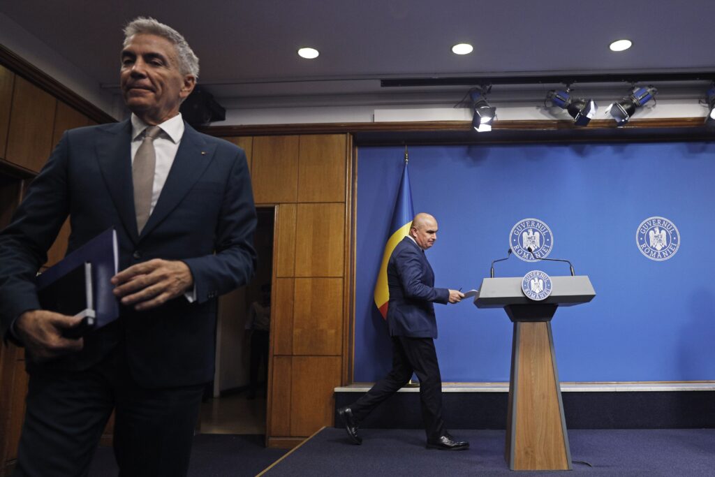 Guvernul Bolojan: satul fără câini și filosofia mitei