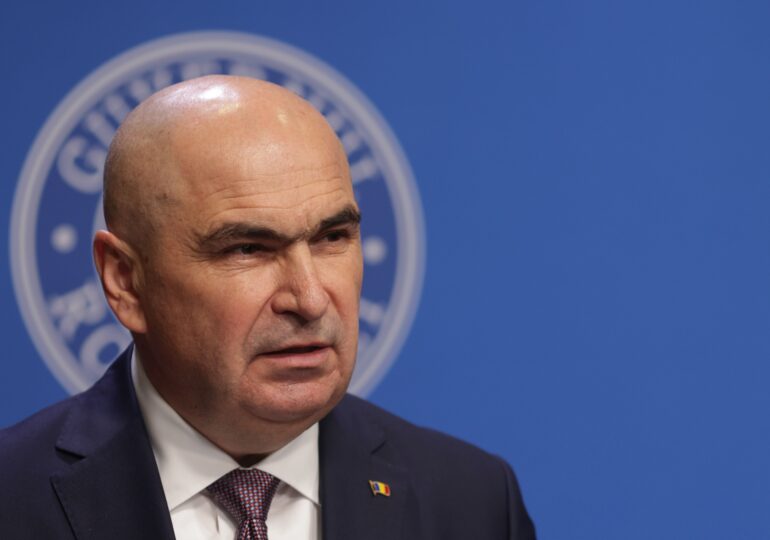 Bolojan anunță a doua etapă a reformelor: Concedieri, tăieri de sporuri și pensii speciale