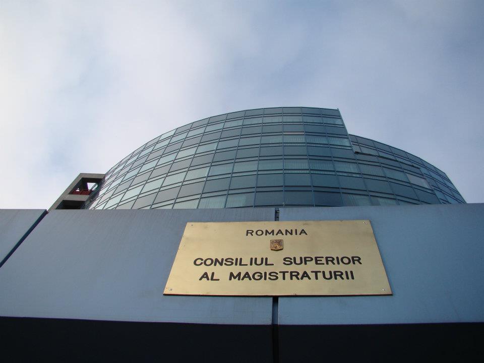 CSM o reclamă la Parchet pe Oana Gheorghiu, după declarațiile despre pensiile magistraților. O acuză de incitare la ură, violență sau discriminare