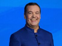 Moscova sfidează ultimatumul lui Trump: Medvedev râde, bursele rusești reacționează cu entuziasm, Putin pregătește ofensiva