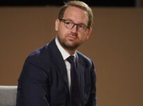 USR nu va vota un guvern PSD. Dominic Fritz: Să lași PSD să guverneze singur acum ar fi o imensă greșeală