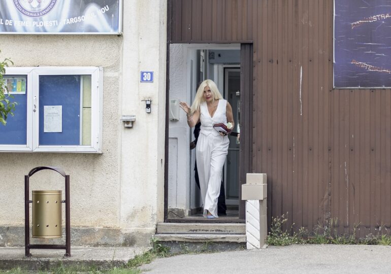 Elena Udrea a ieșit din închisoare. Ce spune de revenirea în politică, plecarea din România și unde vrea să se angajeze
