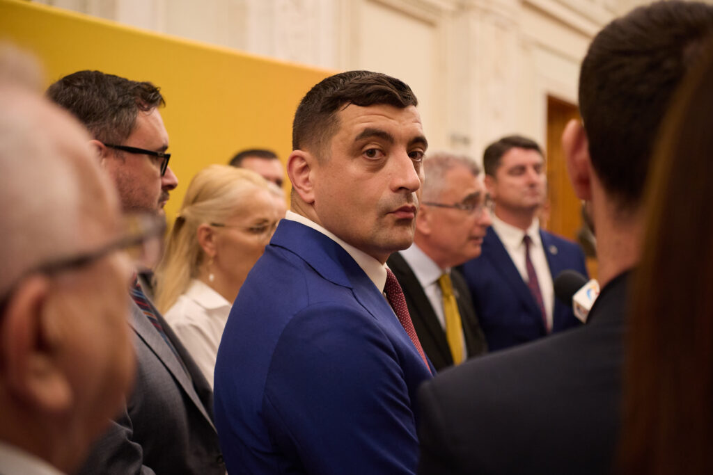 BUCURESTI - PARLAMENT - VOT INVESTIRE GUVERN - 23