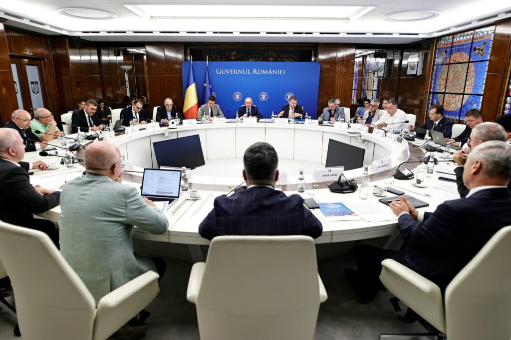 Bolojan a vorbit cu primarii și le-a repetat mesajul: Statul nu mai are bani pentru cheltuielile actuale