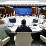 Bolojan a vorbit cu primarii și le-a repetat mesajul: Statul nu mai are bani pentru cheltuielile actuale