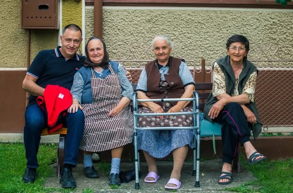 PSD se revoltă, după ce Bolojan a anunțat că taie bani din programul „Anghel Saligny”