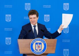 Nicușor Dan și-a publicat declarația de avere: Nicio casă, o mașină din '86, donații și datorii