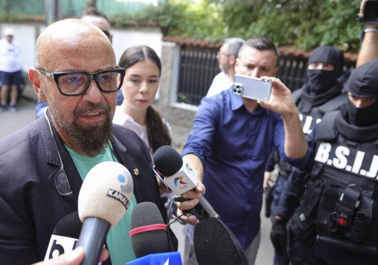 Piedone a fost pus sub control judiciar de DNA și nu mai poate fi șeful ANPC. Filmul unei zile cu percheziții, acuzații și dezmințiri