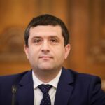 Schema prin care două firme fac selecția directorilor de la companiile de stat. Ministrul Economiei: Este geniul răului