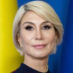 După ce Bolojan a interzis deplasările externe fără aprobarea sa, Raluca Turcan se duce pe banii ei în Japonia, în interes de serviciu