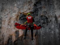 Revolta unui salvamontist referitoare la sporuri: Ne riscăm viețile zilnic, dar primim cât un funcționar la birou