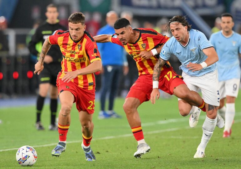 Un fotbalist român a plecat din Serie A