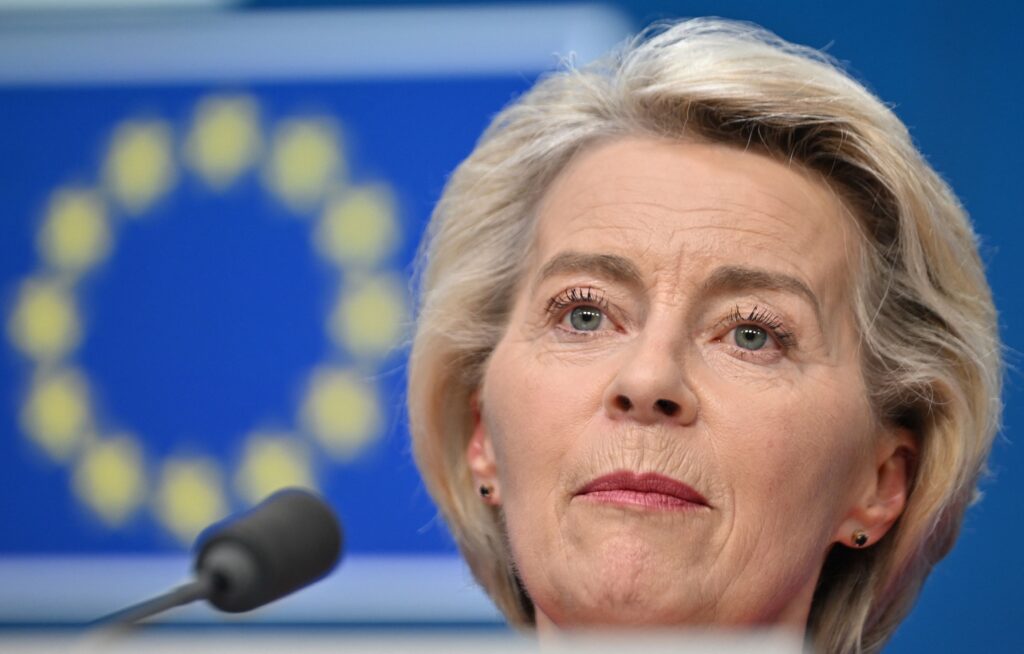 Ursula von der Leyen a prezentat bugetul UE, de 2.000 de miliarde de euro, „pentru o nouă eră”. Siegfried Mureșan critică una dintre propuneri și anunță că PE o va respinge