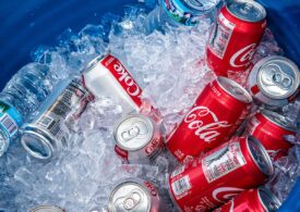 Trump schimbă rețeta de Coca-Cola. Ce ingredient se va folosi de acum încolo în celebra băutură: E, pur și simplu, mai bună!