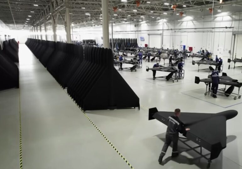 Rusia folosește fete africane pentru producția de drone Shahed, sub pretexte înșelătoare
