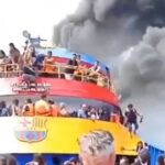 Un feribot cu sute de persoane la bord a luat foc pe mare. Oamenii au sărit îngroziți în apă. Trei au murit (Video)