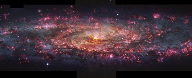 Fotografie în premieră cu o galaxie în mii de culori. Ce dezvăluie despre galaxia vecină cu noi