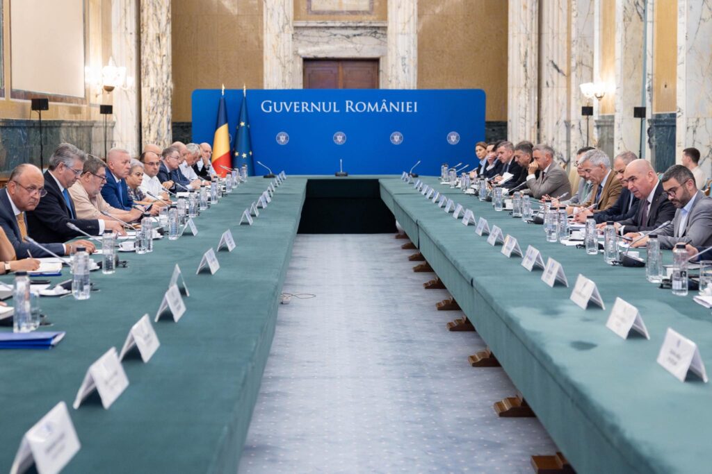 Guvernul pregătește o „ordonanță trenuleț” care va fi aprobată în decembrie