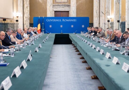 Guvernul pregătește o „ordonanță trenuleț” care va fi aprobată în decembrie