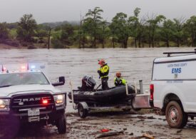 Cel puțin 68 de morți și zeci de copii dispăruți, după inundațiile catastrofale din Texas